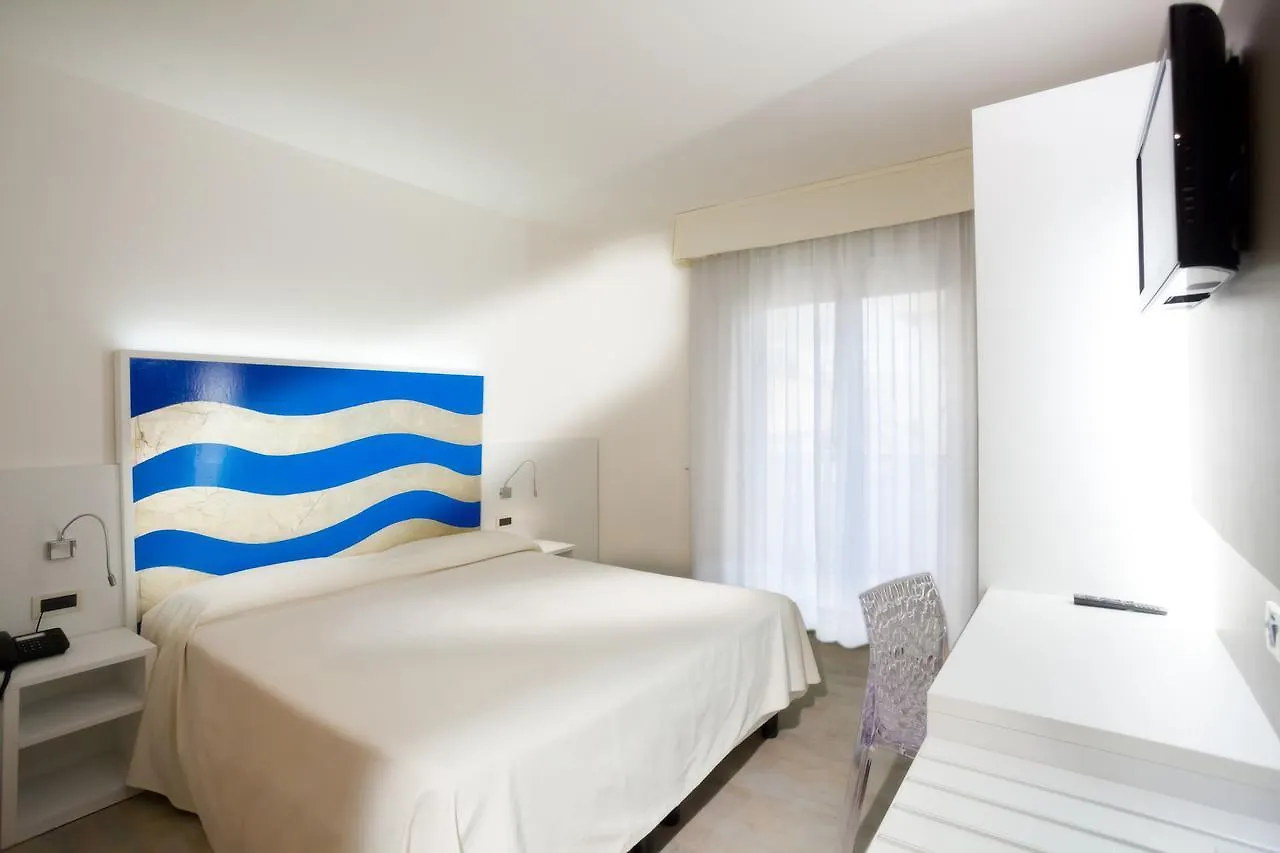 Hotel Savoy Caorle 4*,