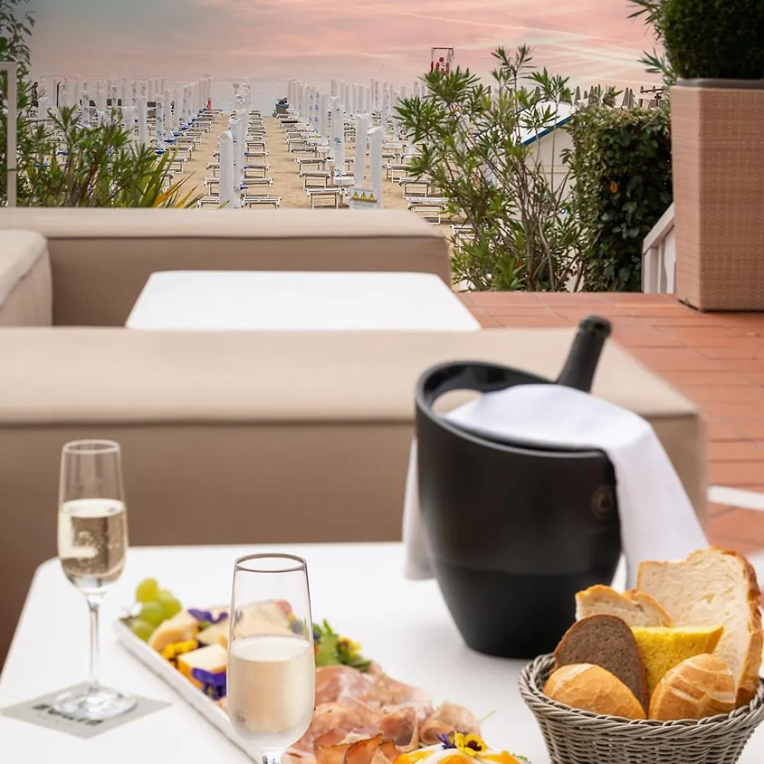 Hotel Savoy Caorle 4*,  Italia